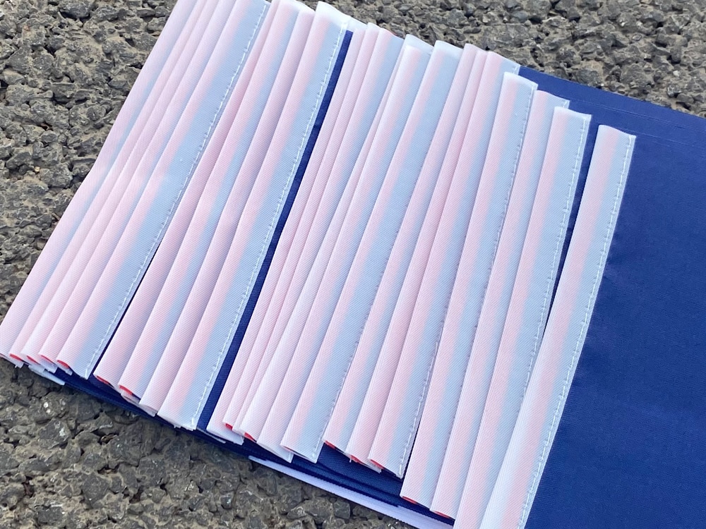 Bandera de mano Nacional de Ruman&iacute;a, Bandera de mano personalizada de poli&eacute;ster, 14x21cm, piezas, 100