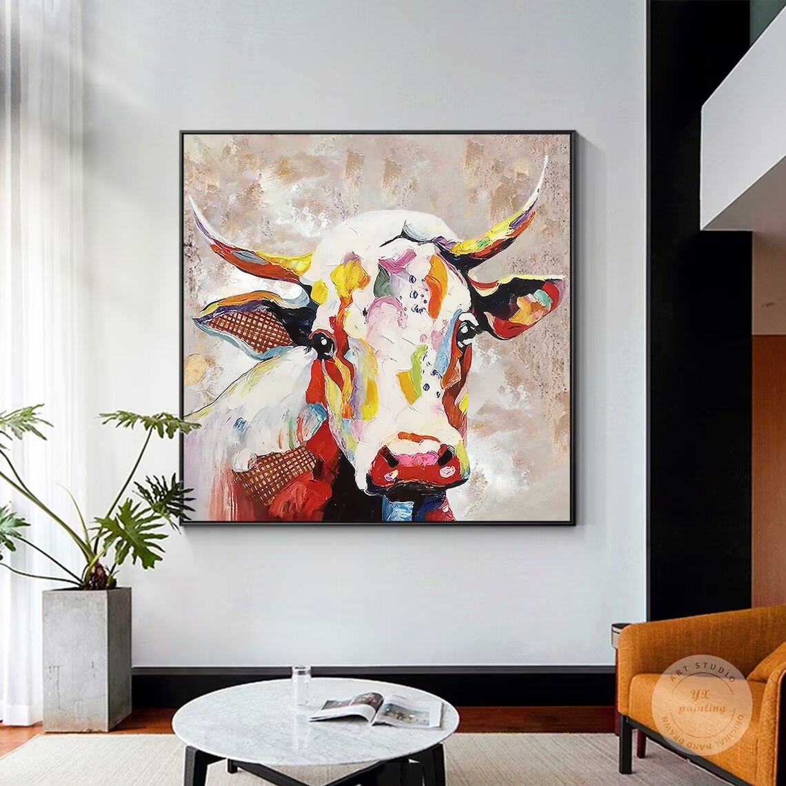 Pintura colorida de Vaca sobre lienzo, pintura texturizada pesada de cuchillo de paleta, arte POP de pared cuadrada enmarcada de Wabi Sabi